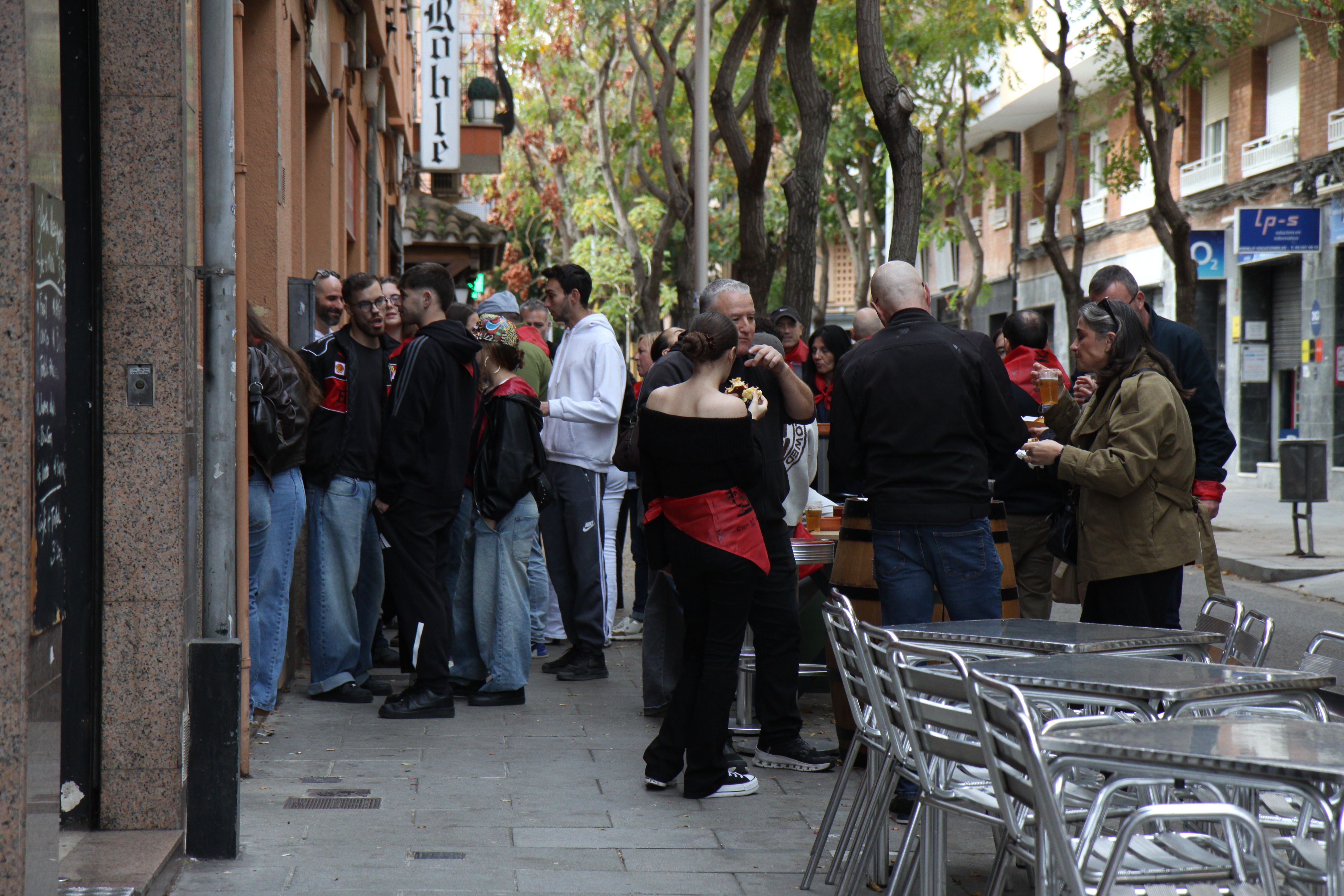El restaurant Quilombo ple durant la primera jornada del CorreTapes. Foto: Laia Jubany