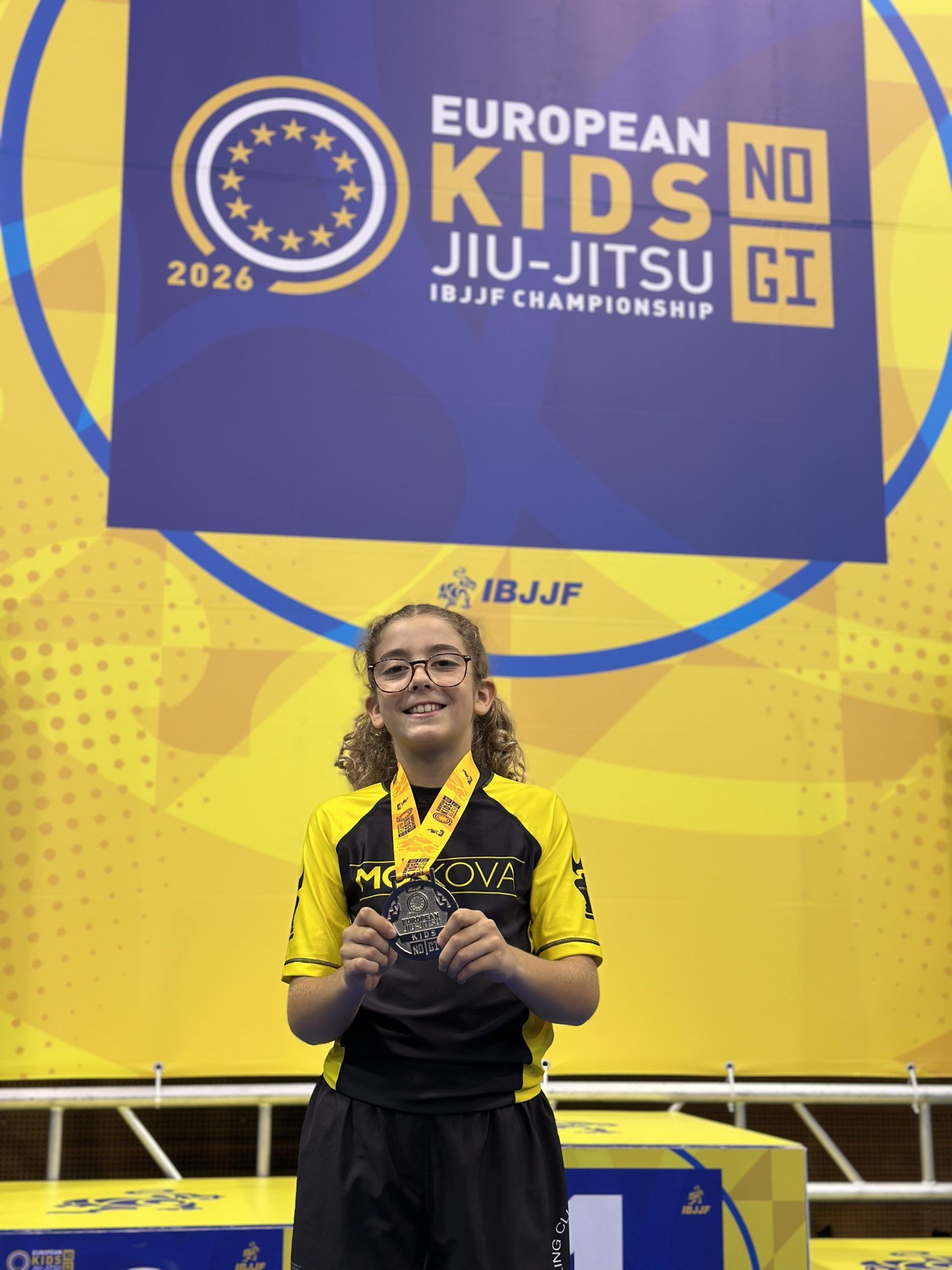 Laura Cobos, medalla de plata al Campionat d'Europa infantil de jiu-jitsu No-Gi. FOTO: CFC